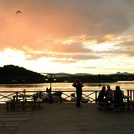 Brygge 3* Saltstraumen