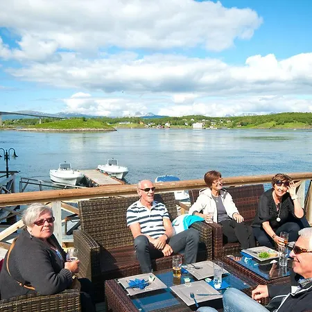 Brygge 3* Saltstraumen